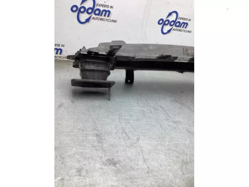 Bumperframe achter-8253942 (22511749)