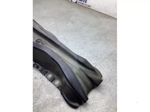 Bumperframe achter-8133207 (22087098)
