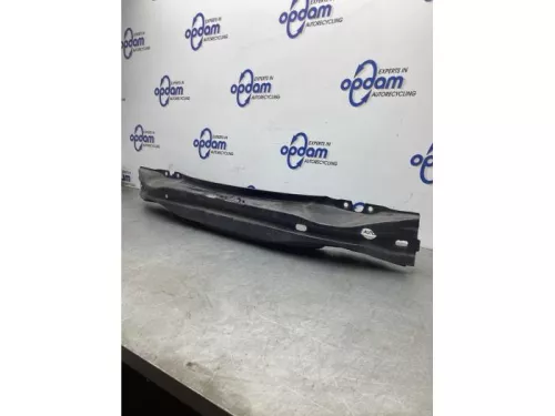 Bumperframe achter-7442417 (21105724)