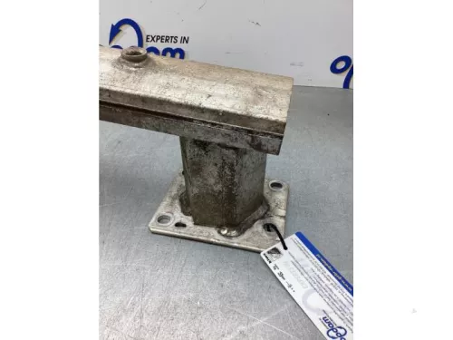 Bumperframe voor-8179213 (22563975)