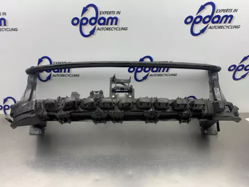 Bumperframe voor-8269556