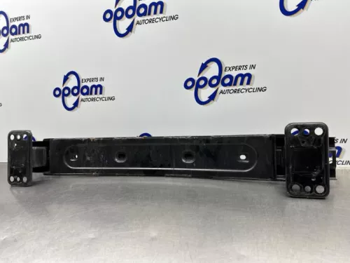 Bumperframe voor-8228325 (22420835)