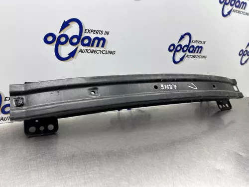 Bumperframe voor-8228325 (22420835)