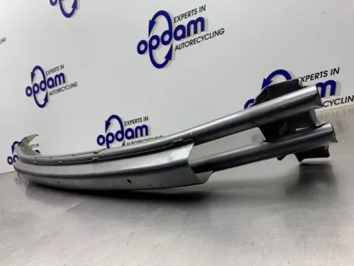 Bumperframe voor-8202986 (21686450)