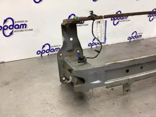Bumperframe voor-8177599 (22053871)