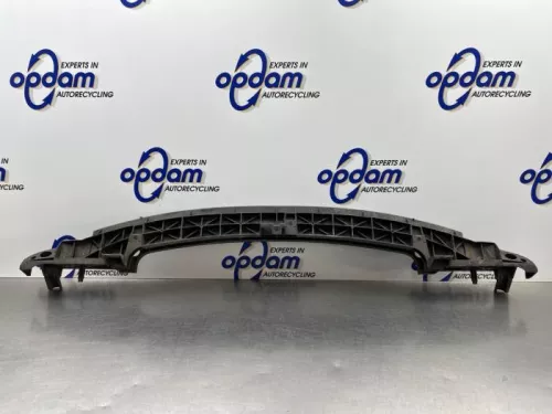 Bumperframe voor-8311922 (22624470)