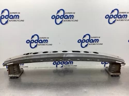 Bumperframe voor-8164892 (20367373)