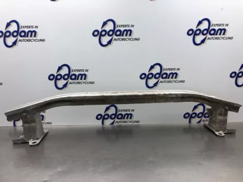 Bumperframe voor-8268942 (21803466)