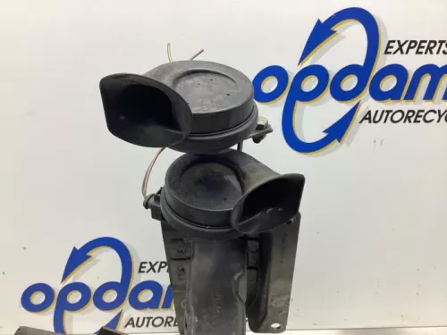Bumperframe voor-7876506 (17732782)