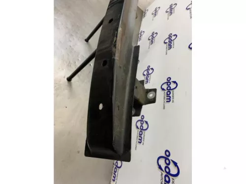 Bumperframe voor-8229255 (21749978)