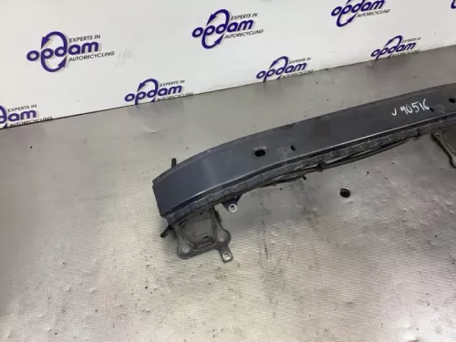 Bumperframe voor-8162774 (21669098)