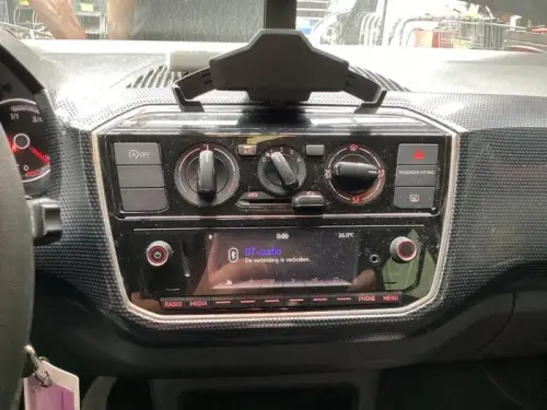 Radio-8501050