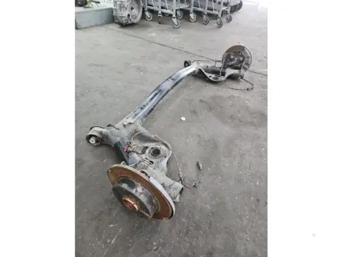 Achteras voorwielaandrijving-8323535