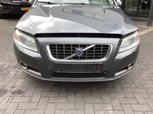 Voorbumper-8506580