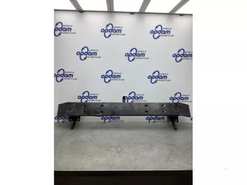 Bumperframe voor-8057039 (20164463)