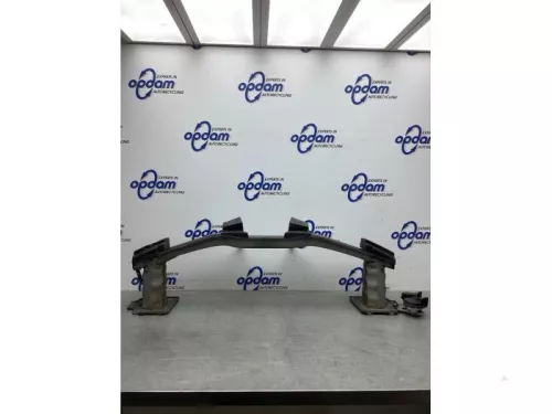 Bumperframe voor-8075938 (20575454)