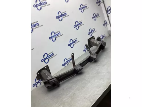 Bumperframe voor-8075938 (20575454)