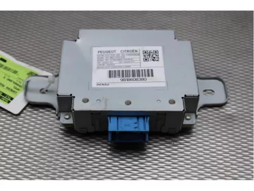 Camera module-7872984 (14965824)