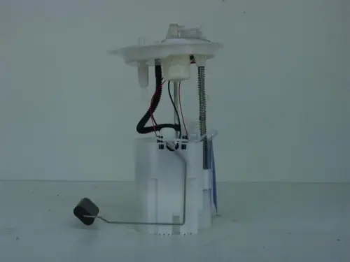 Benzinepomp-7890704