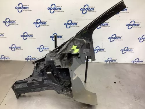 Carrosserie Hoek rechts-voor-8158117 (20291807)