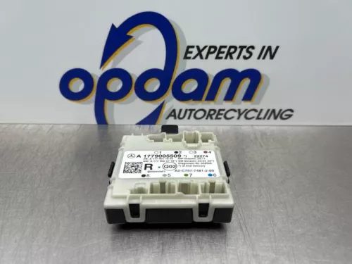 Centrale Deurvergrendelings Module-8298337 (22244285)