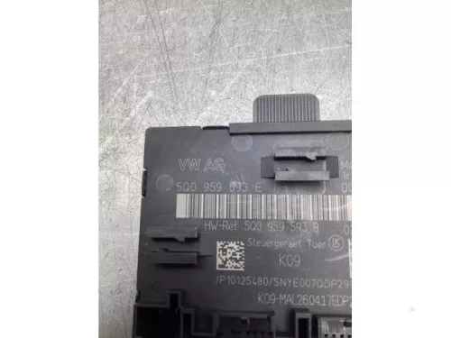 Centrale Deurvergrendelings Module-8103818 (20750426)