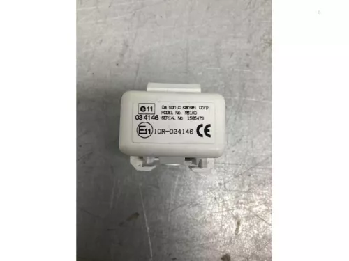 Centrale Deurvergrendelings Module-7610031 (17104295)