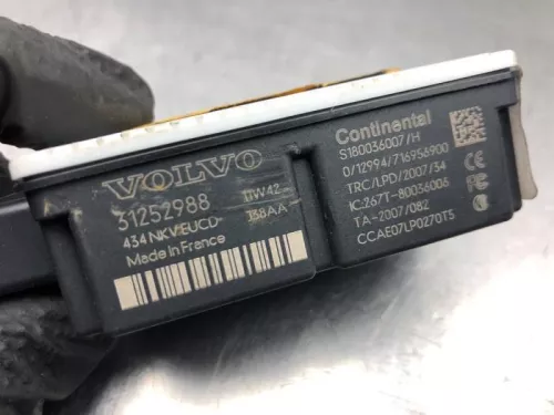 Centrale Deurvergrendelings Module-8100955 (21038600)