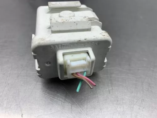 Centrale Deurvergrendelings Module-8250591 (21539717)