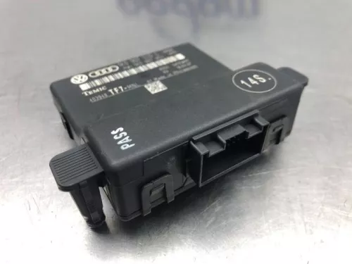 Centrale Deurvergrendelings Module-8175307 (20704724)