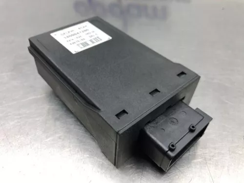 Centrale Deurvergrendelings Module-8233557 (21301367)