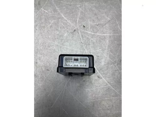 Centrale Deurvergrendelings Module-8069871 (21043183)