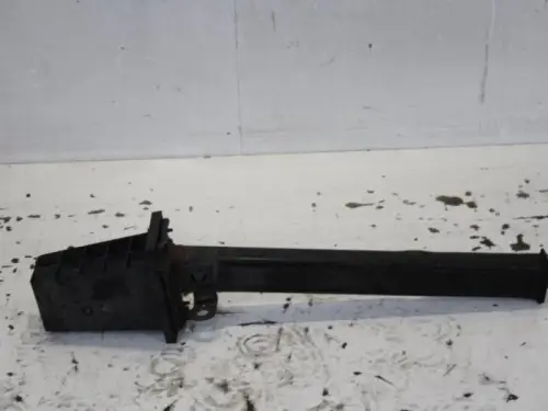 Subframe-7620086