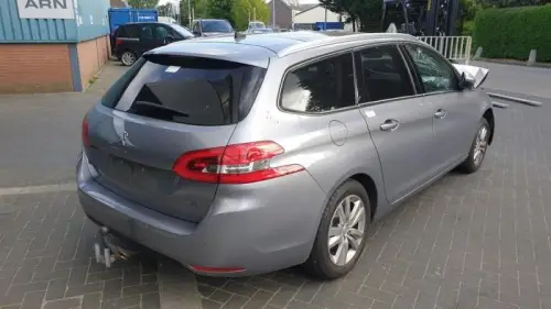 Achteras voorwielaandrijving-7716523