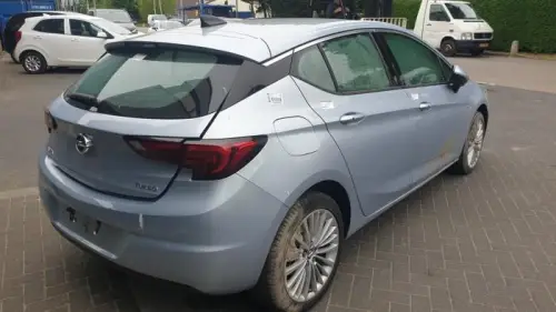 Achteras voorwielaandrijving-4491025