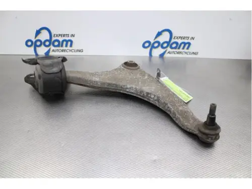 Draagarm onder rechts-voor-7714095
