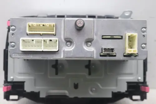 Radio-7877083