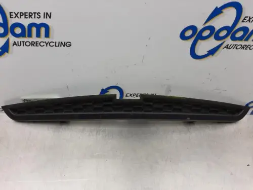 Grille-7610992