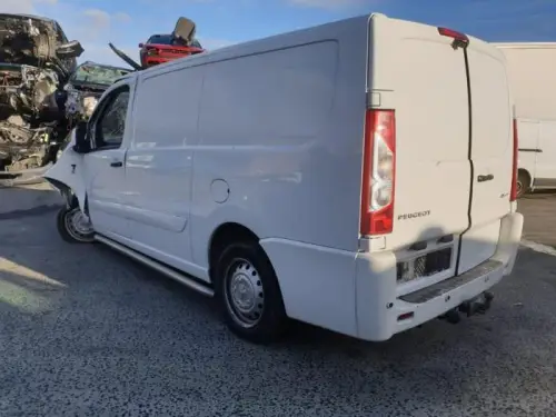 Achteras voorwielaandrijving-7867377