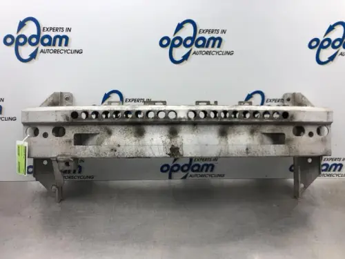 Bumperframe voor-7576967