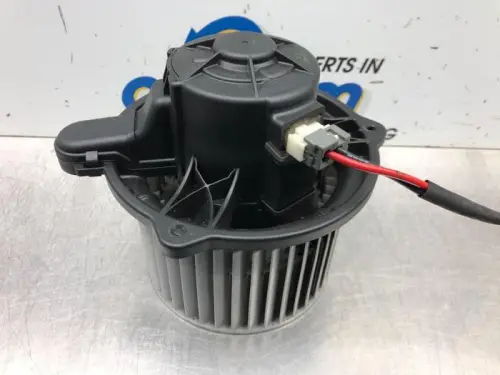 Kachel Ventilatiemotor-7610055