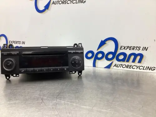 Radio-7715753