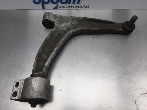 Draagarm onder rechts-voor-7717350