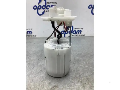 Benzinepomp-7940559
