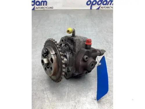 Dieselpomp-7895574