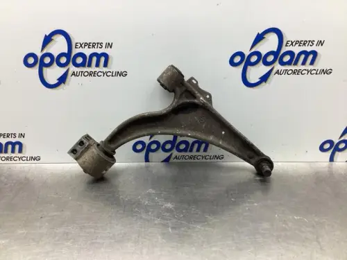 Draagarm onder rechts-voor-7990372