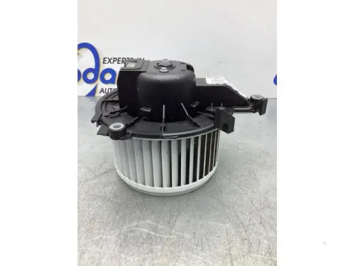 Kachel Ventilatiemotor-7717666