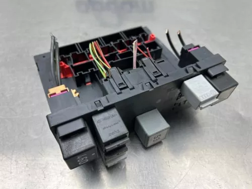 Computer Body Control-8252843 (21640813)