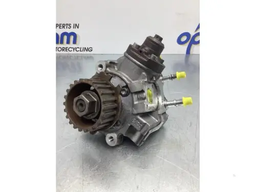 Dieselpomp-7716523