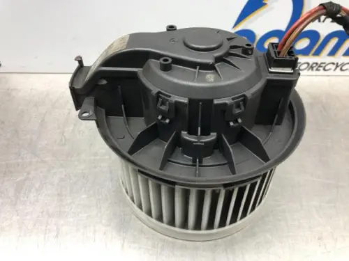 Kachel Ventilatiemotor-7717059